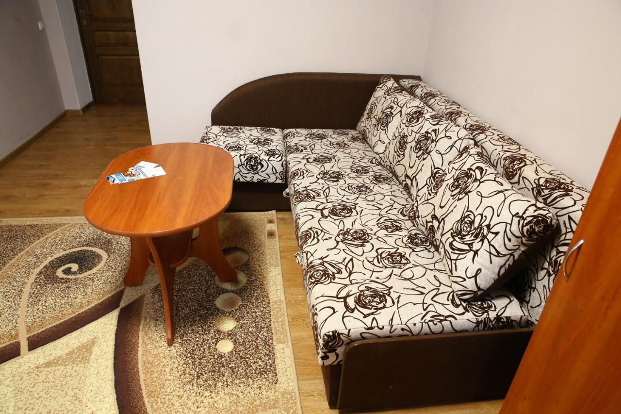 Львівський Hotell Exteriör bild