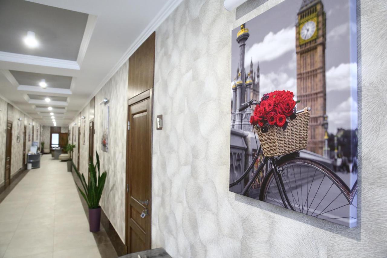 Львівський Hotell Exteriör bild